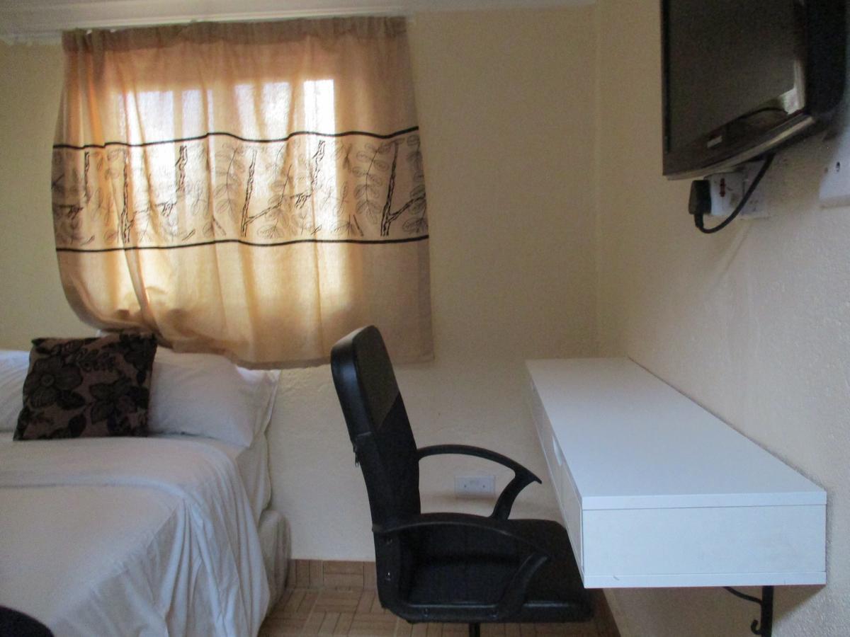 Avon Apartments Lilongwe Buitenkant foto